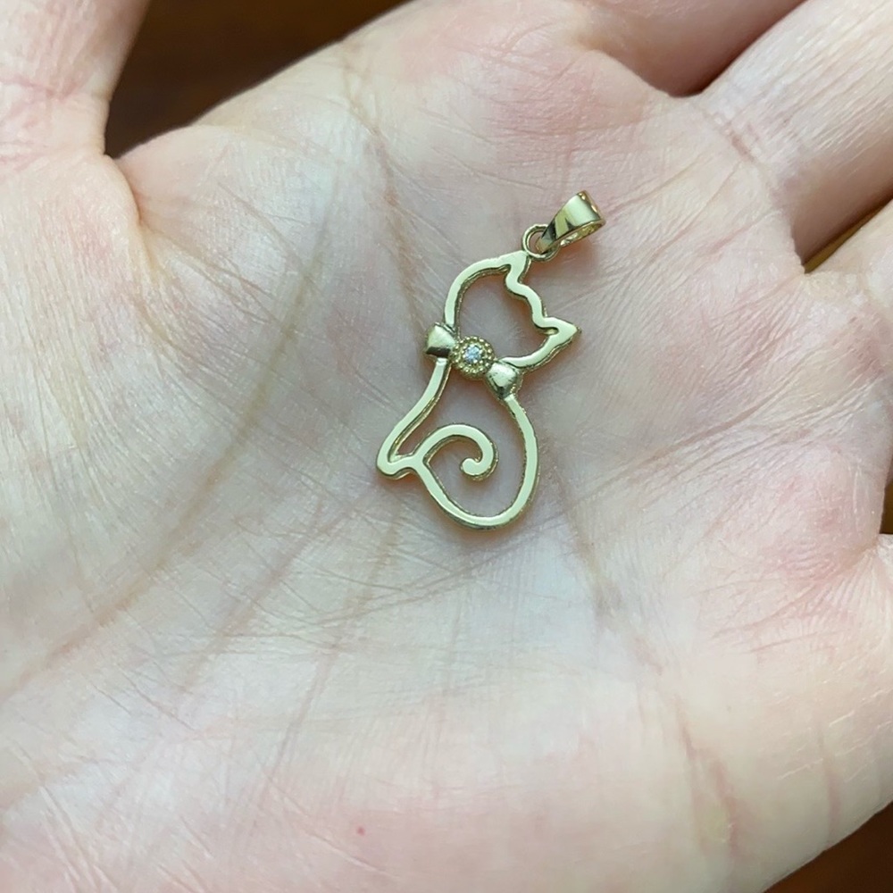 10k Solid Gold Diamond Openwork Cat Necklace - image 5